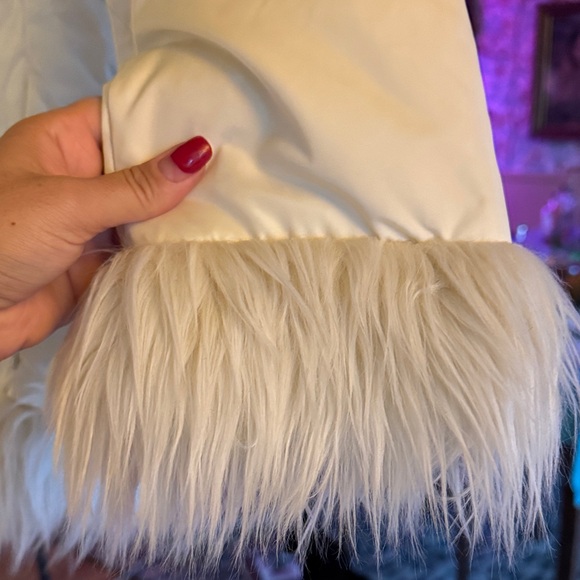 Guess Cream / Off-White Penny Lane Teddy Jacket with Faux Fur Trim size L - Picture 5 of 17